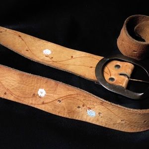 Vintage 1960’s Leather Belt